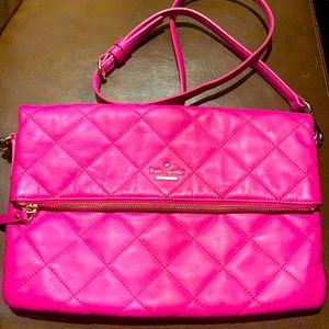 Kate Spade fuchsia quilted leather crossbody bag with smart storage. EUC 12”x9”